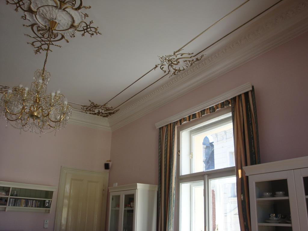 Apartment Themis Karlovy Vary Exterior photo